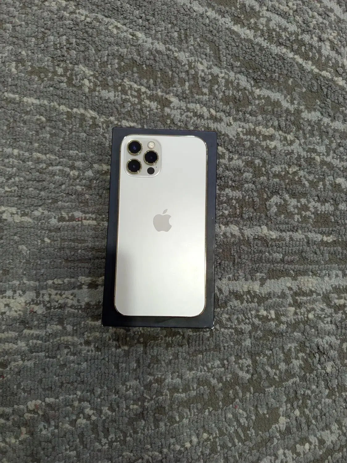 آیفون 12pro|موبایل|پرند, فاز ۵|دیوار