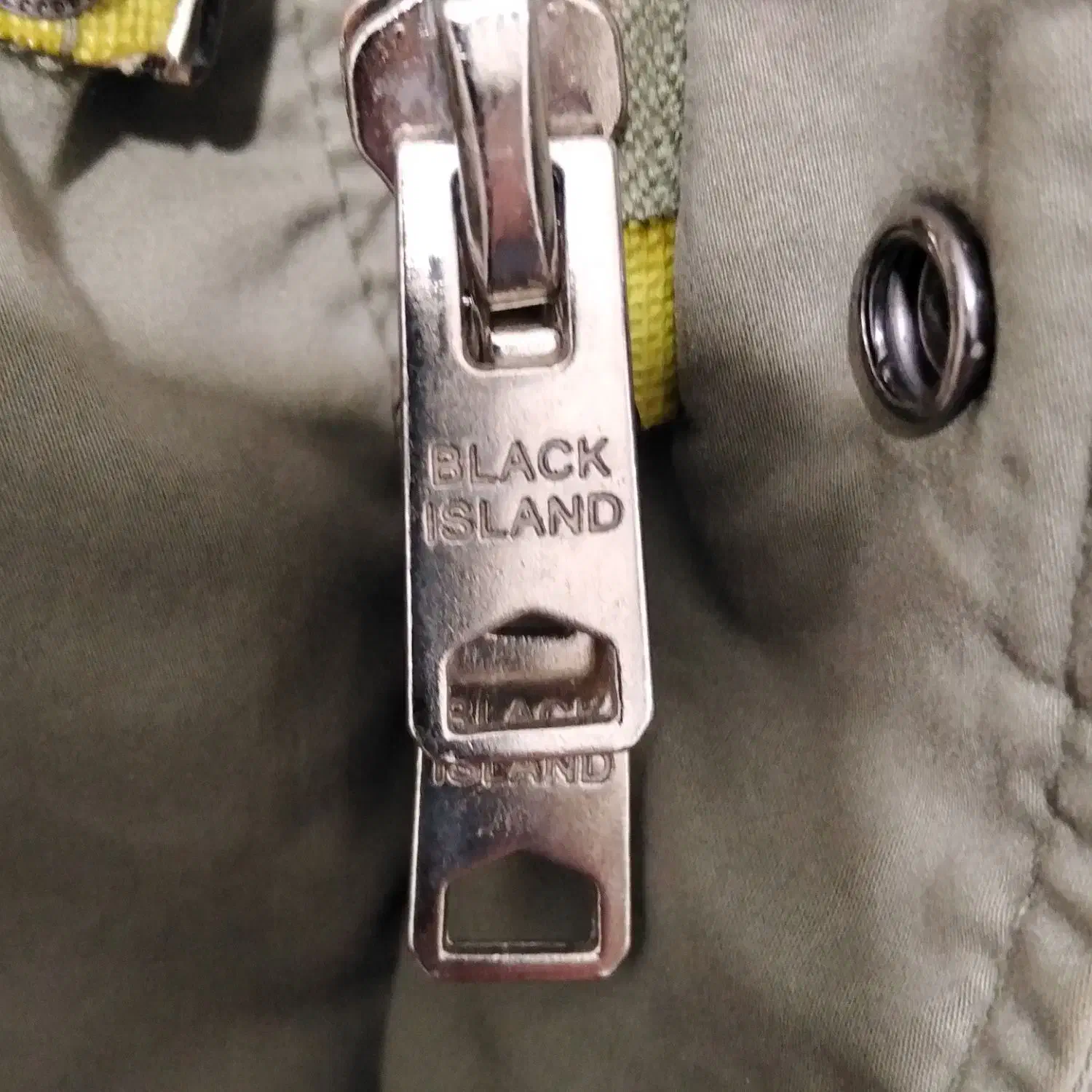 اورکت خارجی|لباس|رشت, لاکان|دیوار