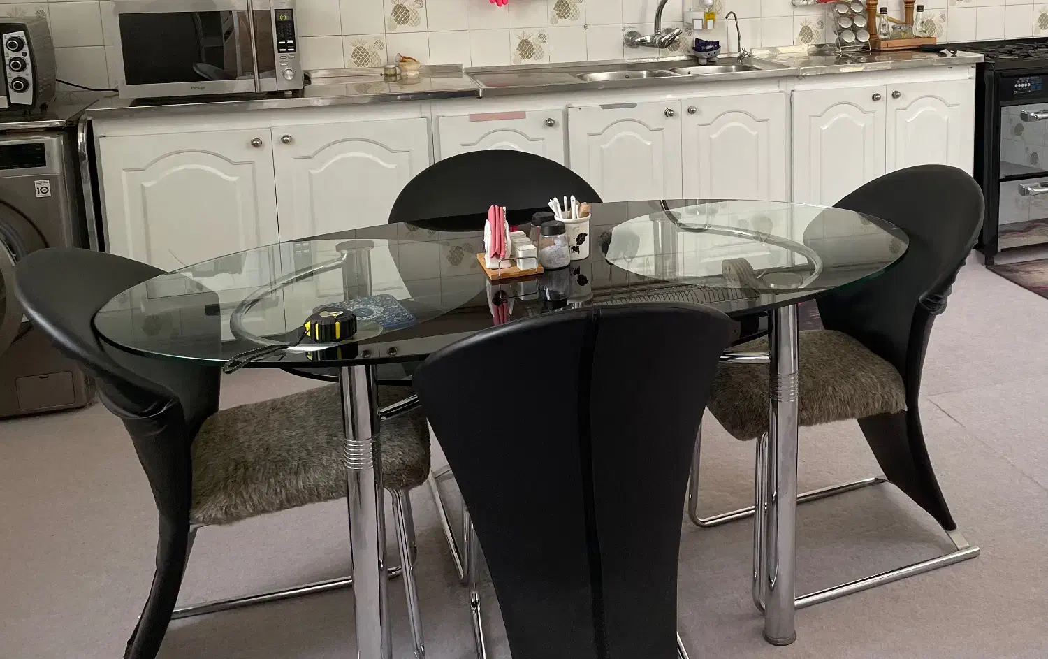 میز ناهار خوری چهار نفره|میز و صندلی غذاخوری|شیراز, قدوسی شرقی|دیوار