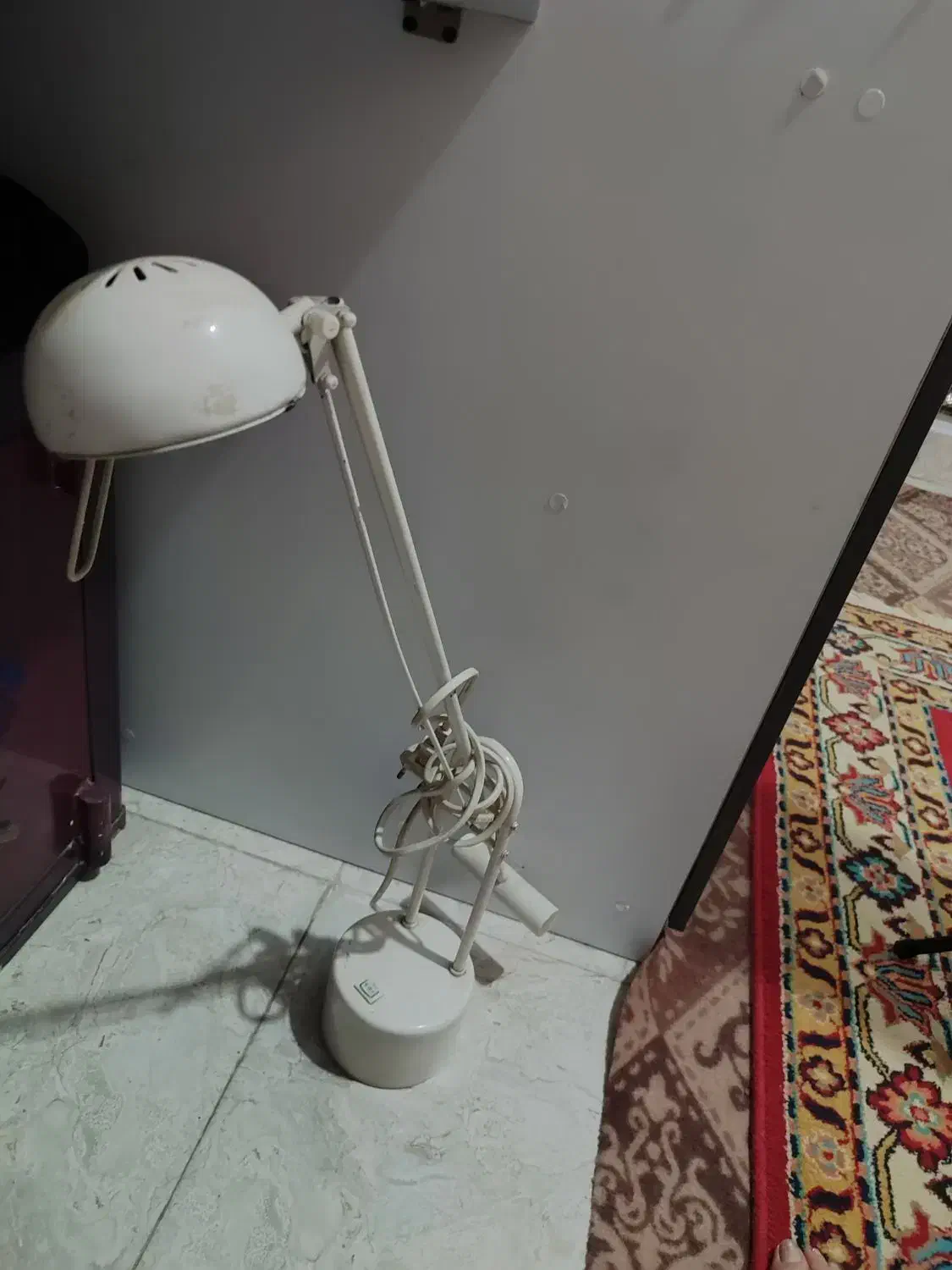 چراغ مطالعه|چراغ خواب و آباژور|باغستان, |دیوار