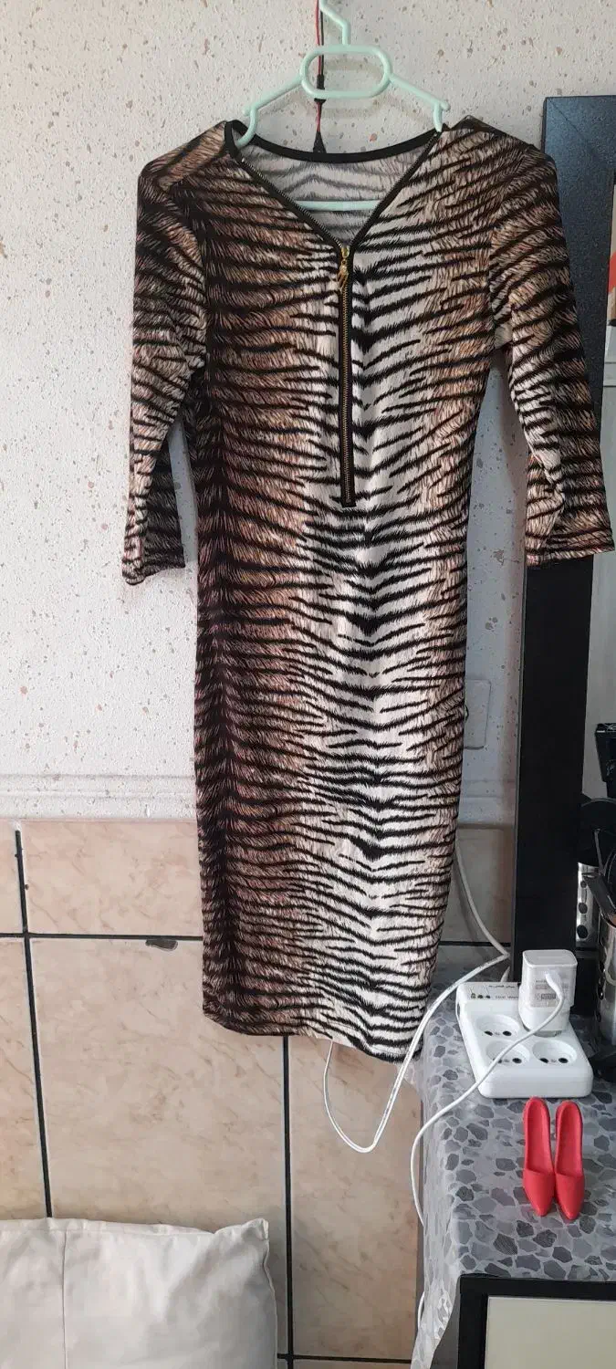 پلنگی|لباس|شیراز, کاراندیش|دیوار