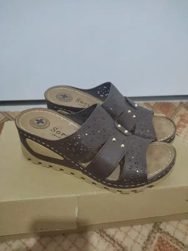 کفش سایز ۴۴ و دمپایی سایز ۳۸|کیف، کفش، کمربند|مشهد, مهدی آباد|دیوار