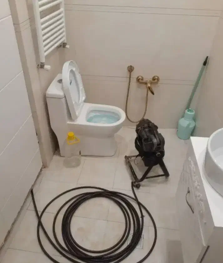 فنرزنی فوری فوری لوله بازکنی لوله بازکنی|خدمات پیشه و مهارت|مشهد, گوهرشاد|دیوار