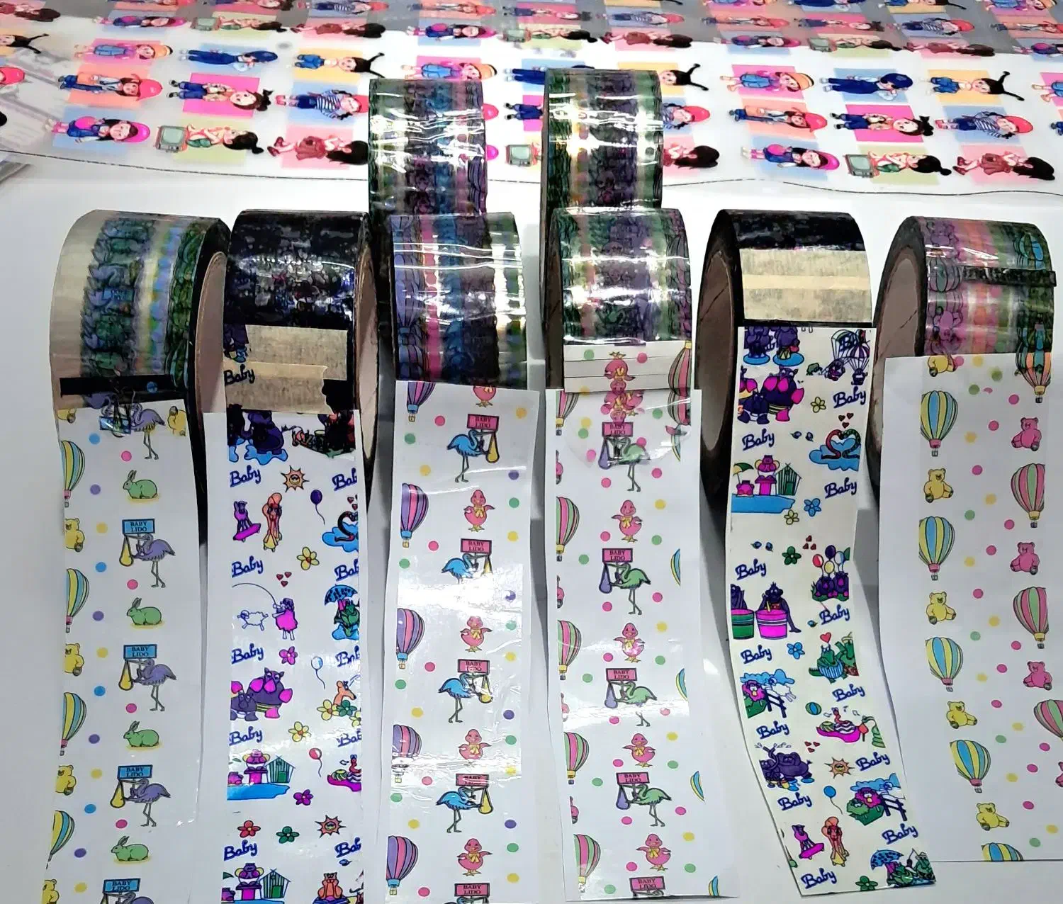 چسب پهن فانتزی|لوازم التحریر|رباط‌کریم, رباط‌کریم|دیوار