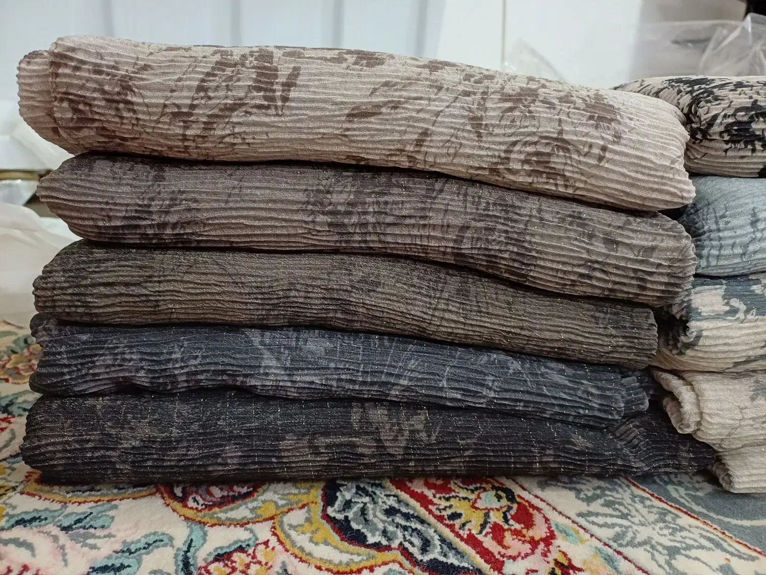 شال و روسری وارداتی|لباس|یزد, |دیوار