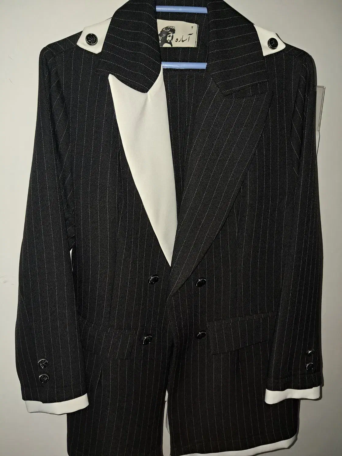 دوعدد مانتو نونو هی نپوشیدم|لباس|سرپل ذهاب, |دیوار