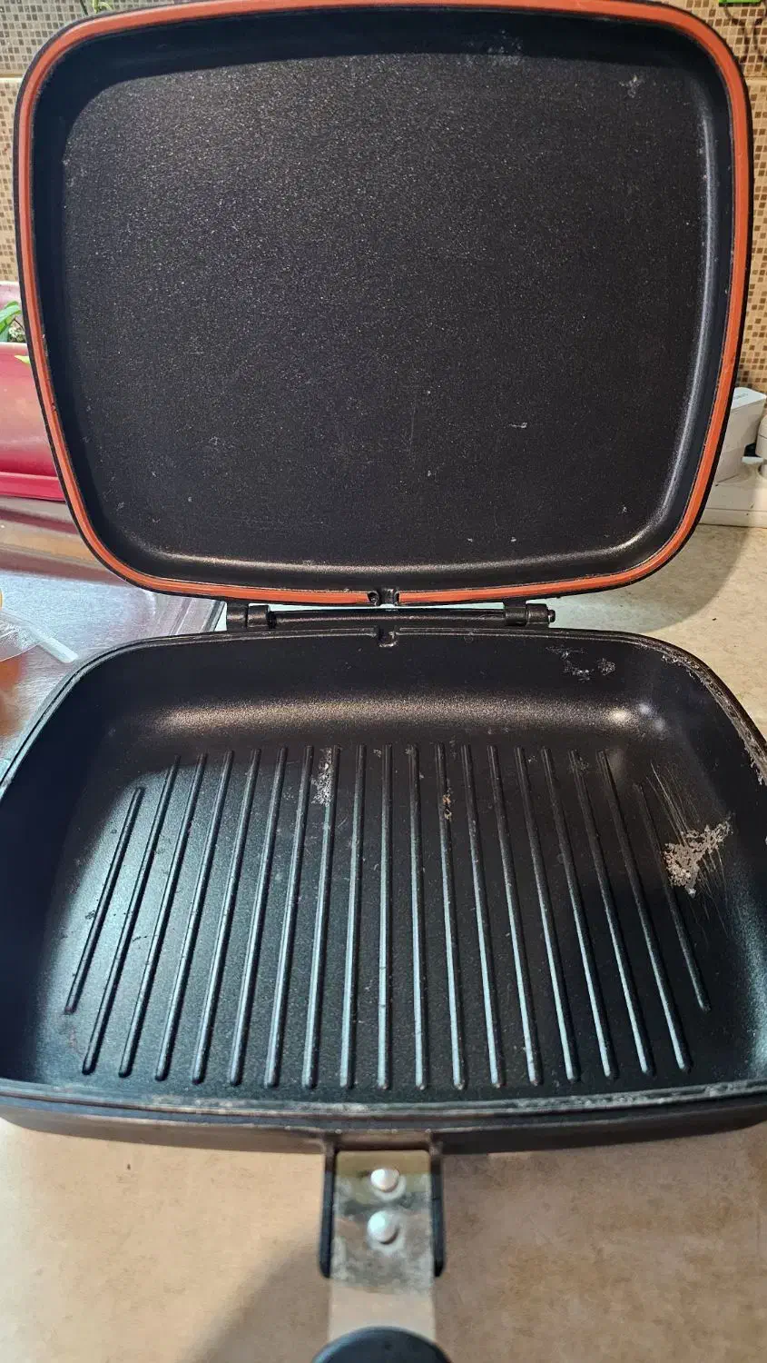 ماهیتابه بدون روغن دو طرفه|ظروف پختوپز|مهاباد (آذربایجان غربی), |دیوار