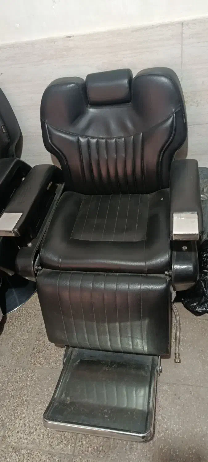 صندلی ارایشگاه vipدرحدنو|آرایشگاه و سالنهای زیبایی|قرچک, میرزائی شمالی|دیوار