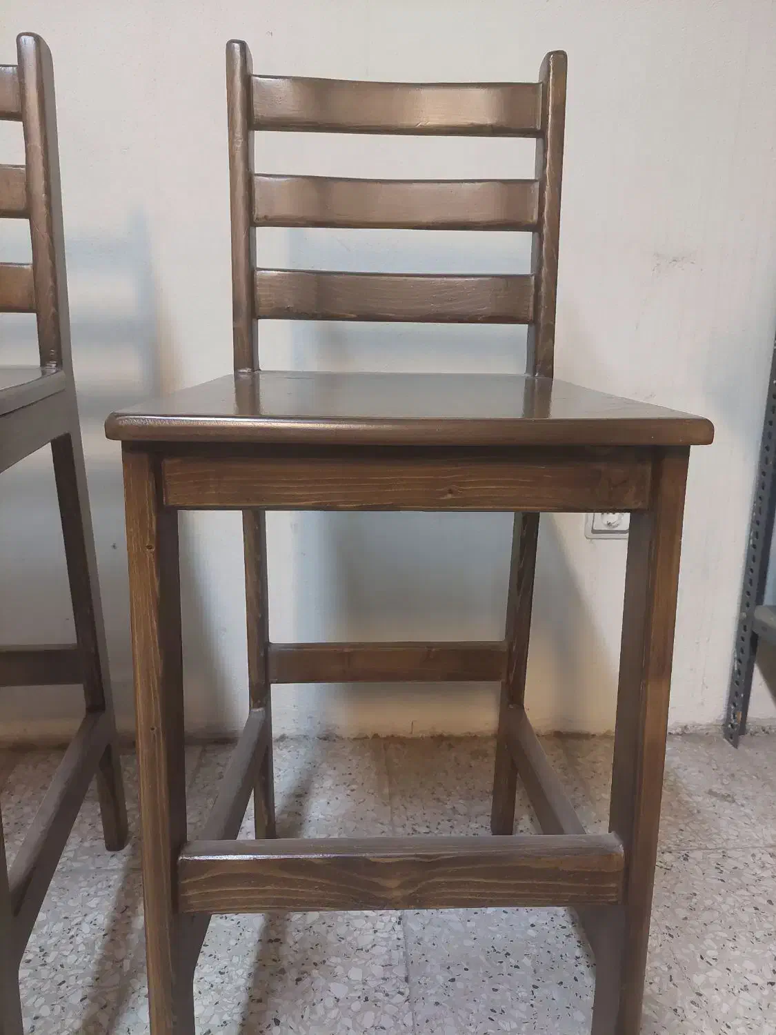 صندلی اپنی|صندلی و نیمکت|هشتگرد, شهرک اداری|دیوار