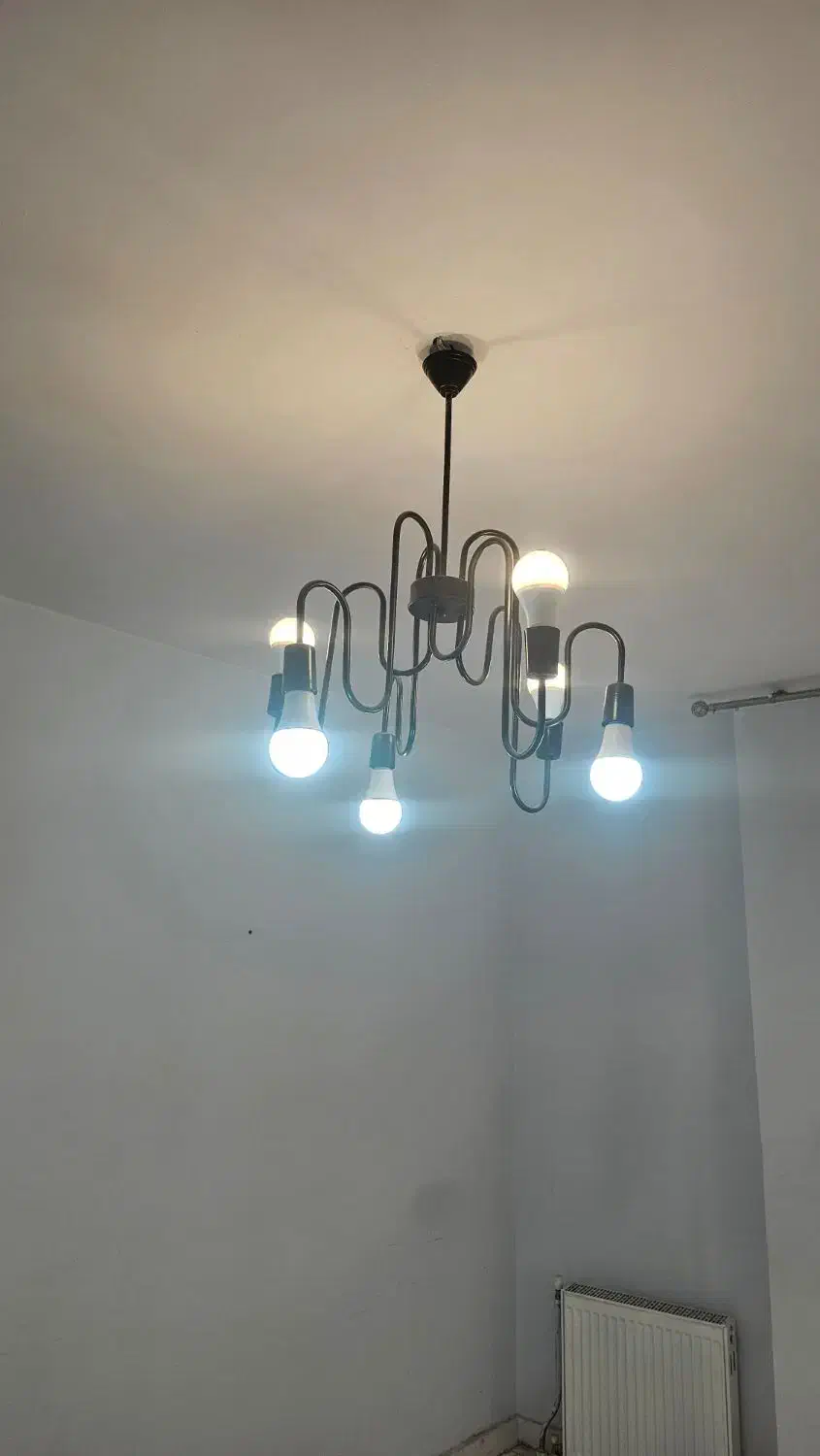 لوستر مدرن کاملا سالم و نو|لوستر و چراغ آویز|کرج, مهرویلا جنوبی|دیوار