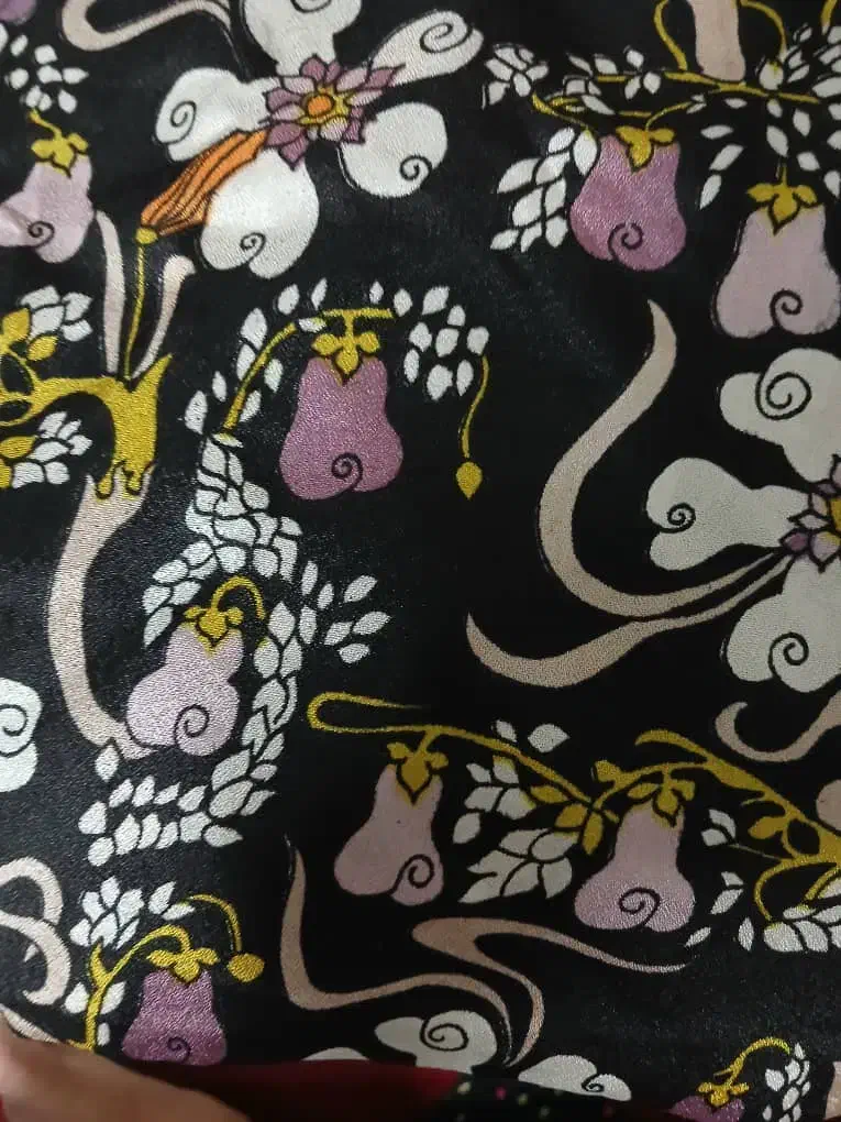 پارچه ها در رنگ های مختلف وجنس های مختلف|لباس|تهران, آذری|دیوار