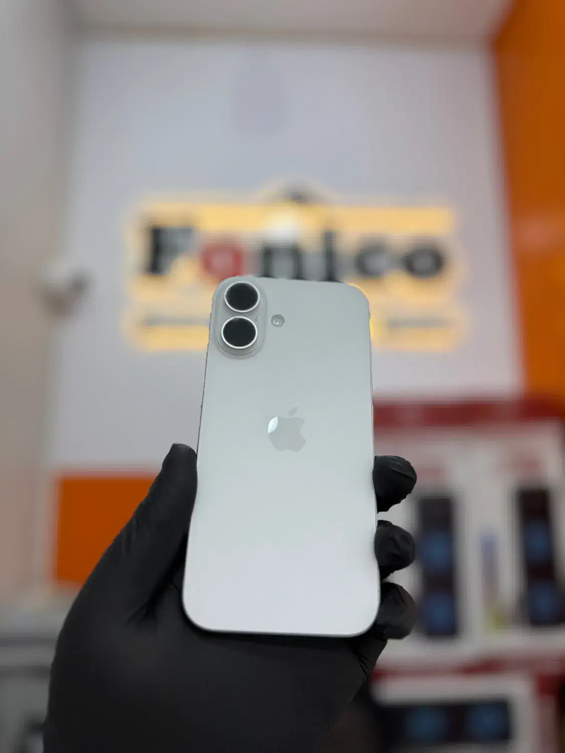 فروش ویژه iphone 16 با شارژر ۲۰ وات اورجینال|موبایل|تبریز, |دیوار
