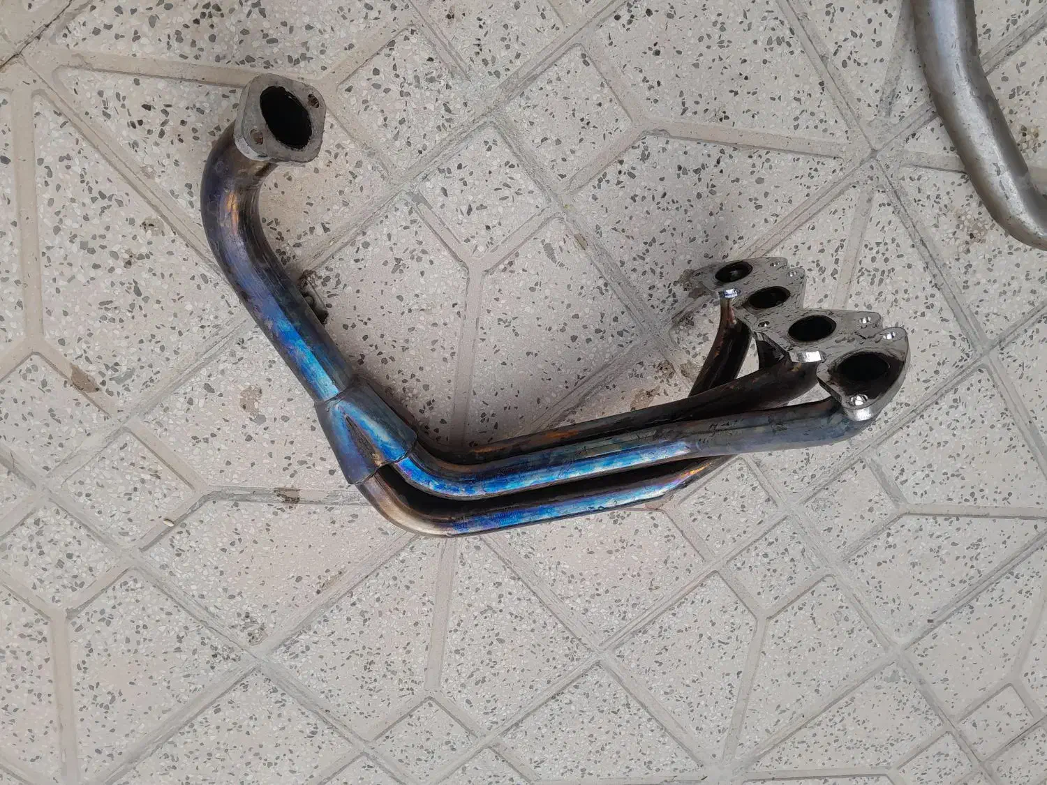 هدرز فولادی EF7 و سنتر تمیز در حد نو|قطعات یدکی و لوازم جانبی|یاسوج, |دیوار