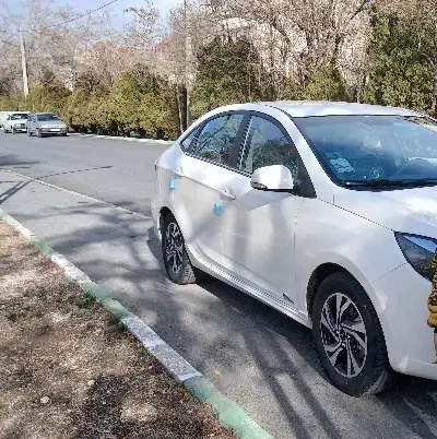 ایگل سفید ۱۴۰۴|خودرو سواری و وانت|تهران, حر|دیوار