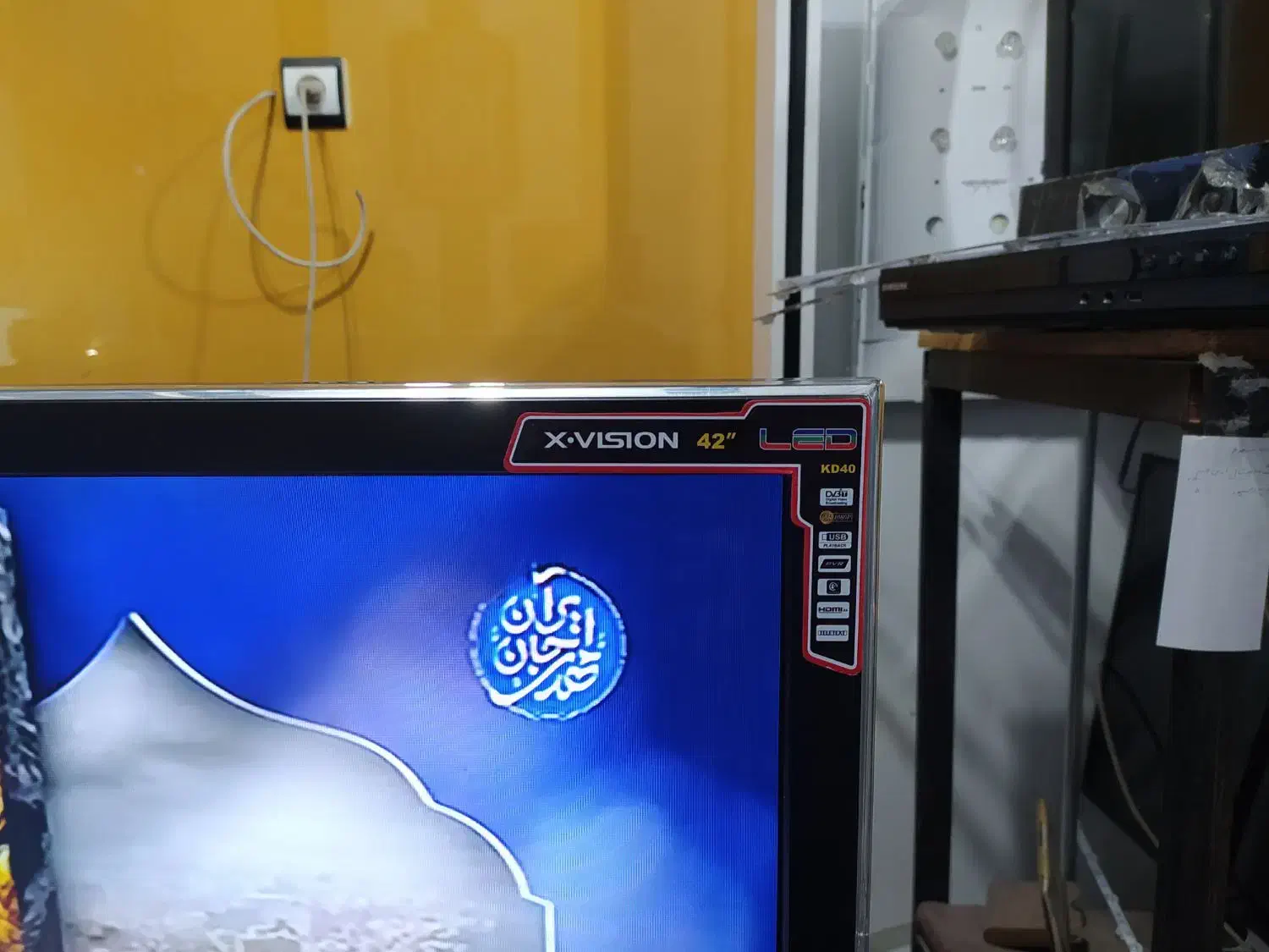 ال ای دی 42ایکس ویژن|تلویزیون و پروژکتور|نجف‌آباد, امیرآباد|دیوار