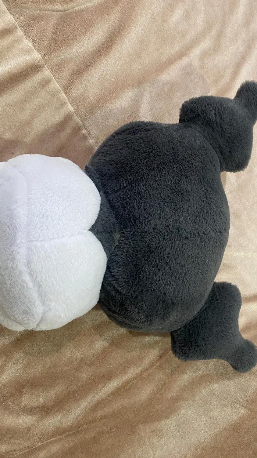 عروسک کرومی مدل توت فرنگی بدست|اسباب‌‌بازی|شیراز, شاه قلی بیگی|دیوار