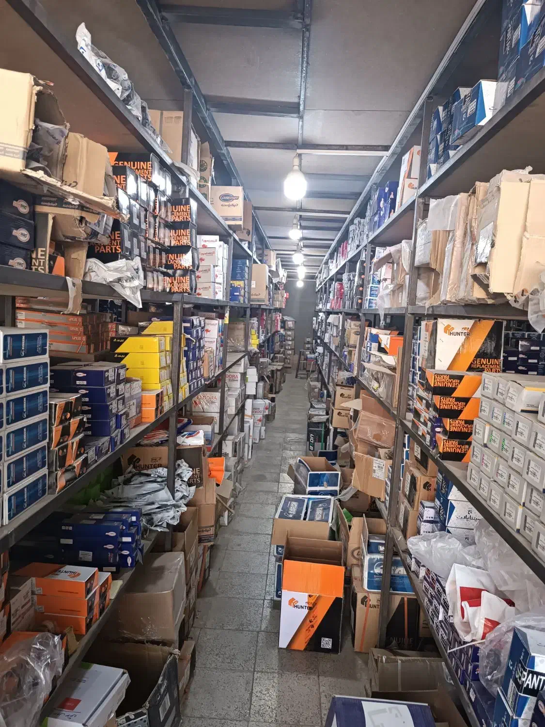 منشی پخش لوازم یدکی|استخدام بازاریابی و فروش|ملایر, |دیوار