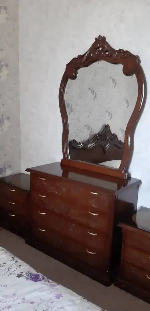 تخت خواب چوب گردو|تخت و سرویس خواب|شهریار, شهریار|دیوار