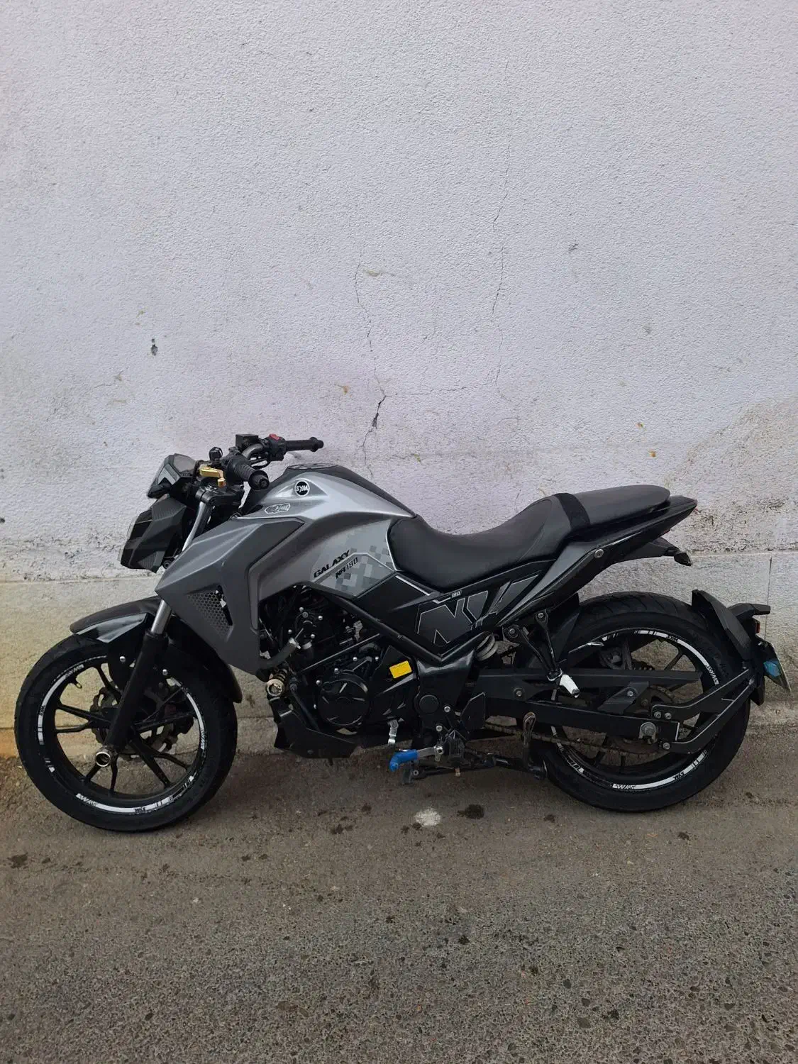 گلکسی 180 na|موتورسیکلت|شیراز, لب آب|دیوار