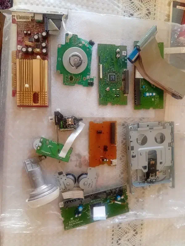 قطعات الکترونیک|قطعات و لوازم جانبی رایانه|ساری, |دیوار