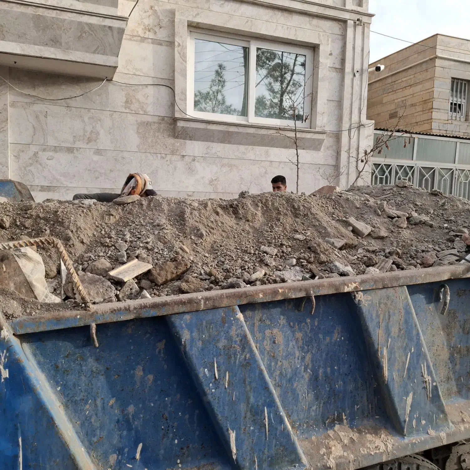 حمل نخاله شن بانیسان کمپرسی مناسبترین|خدمات حمل و نقل|بیرجند, |دیوار