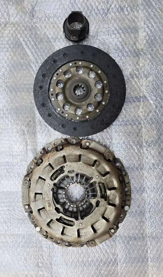 لوازم یدکی انواع بی ام و (نو و استوک)|قطعات یدکی و لوازم جانبی|کرج, گلشهر|دیوار