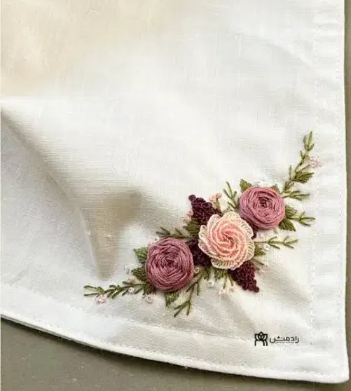 سرویس عروس /دستمال حجله/گلدوزی/سرویس خواب عروس|سفره، حوله، دستمال آشپزخانه|دهاقان, |دیوار