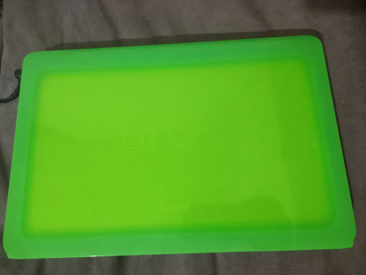 لپ تاپ Sony مدل vaio رنگ خاص فسفری|رایانه همراه|مشهد, شهید آوینی|دیوار