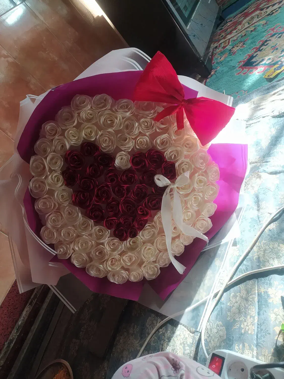 گل روبانی با اشانتیون رایگان|گل مصنوعی|ری, صفاییه (چشمه علی)|دیوار