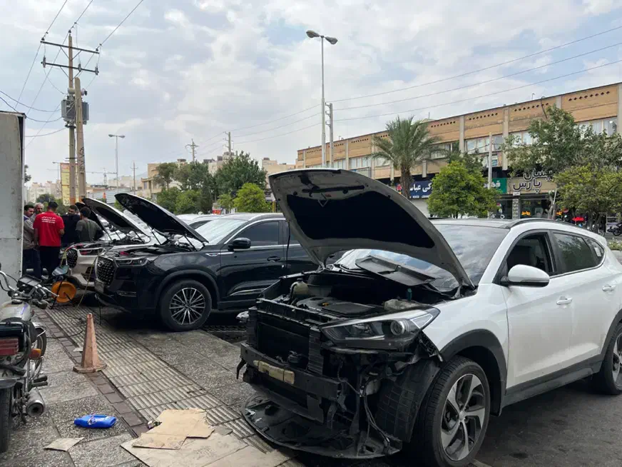 برق‌خودرو  کولر  بخاری  تنظیم‌موتور ایسیو  کیلومتر|خدمات موتور و ماشین|شیراز, یخ سازی|دیوار