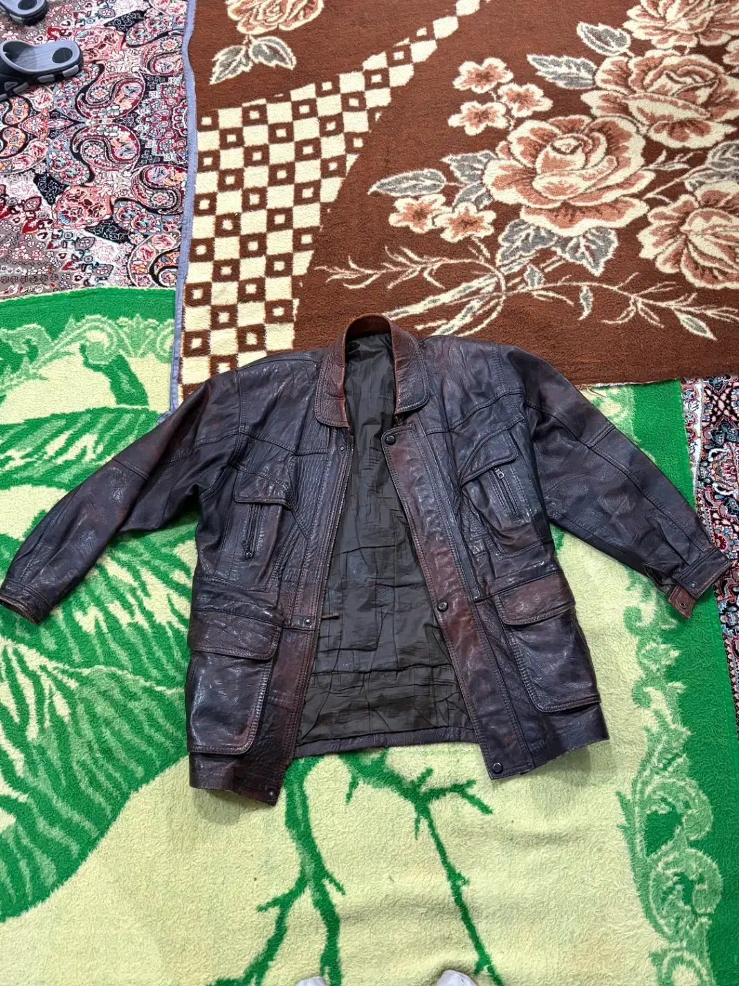 کاپشن چرم گرم و نرم|لباس|شاهینشهر, خانه کارگر|دیوار