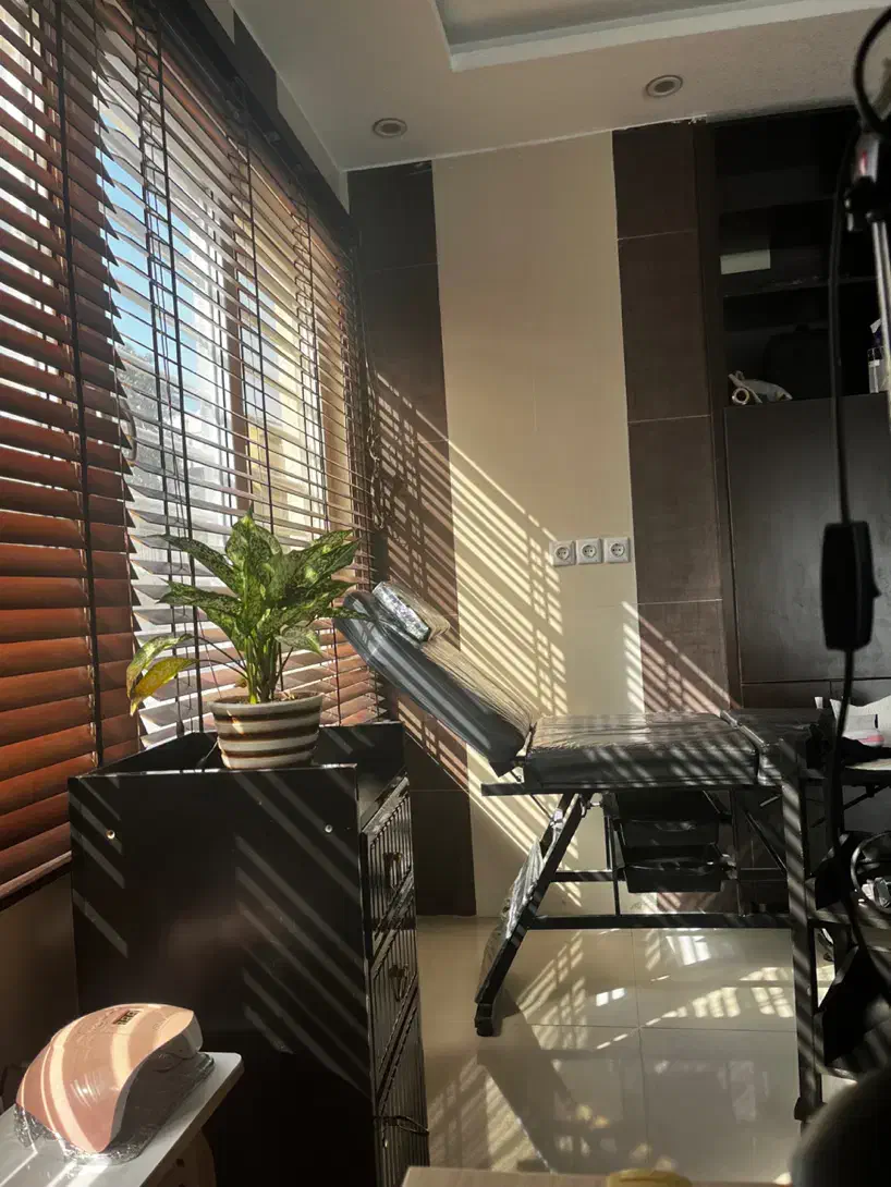 استخدام ناخنکار و پیرسینگ کار درسالن زیبایی سنگی|استخدام درمانی، زیبایی، بهداشتی|بوشهر, |دیوار