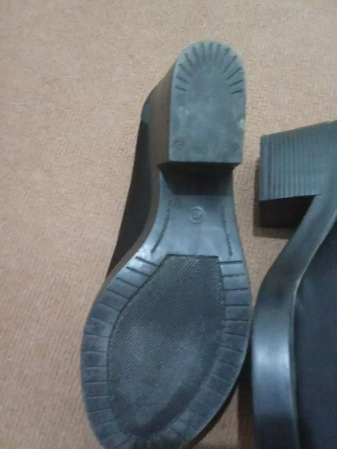 کفش|کیف، کفش، کمربند|قزوین, |دیوار