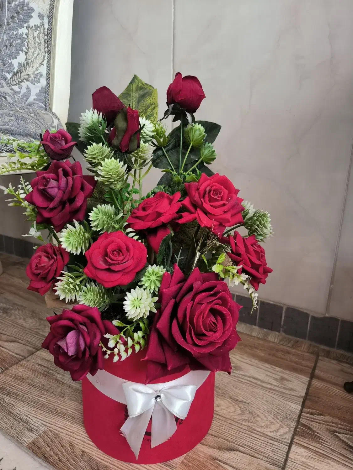 دو عدد باکس گل سرخ|گل مصنوعی|کرمانشاه, |دیوار