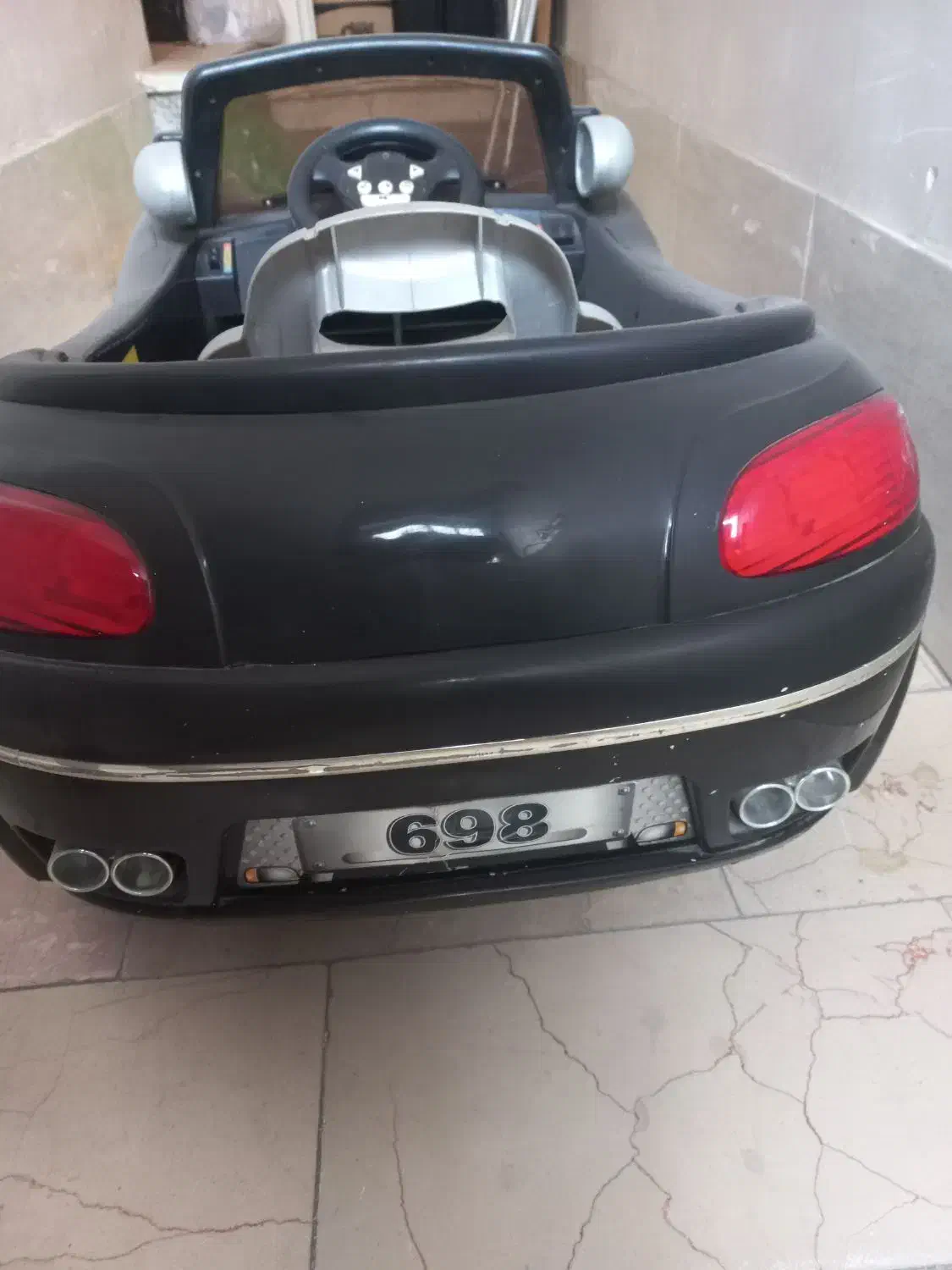 ماشین کنترلی شارژی تک موتور در حد نو|اسباب‌بازی بچه|رشت, گلسار|دیوار