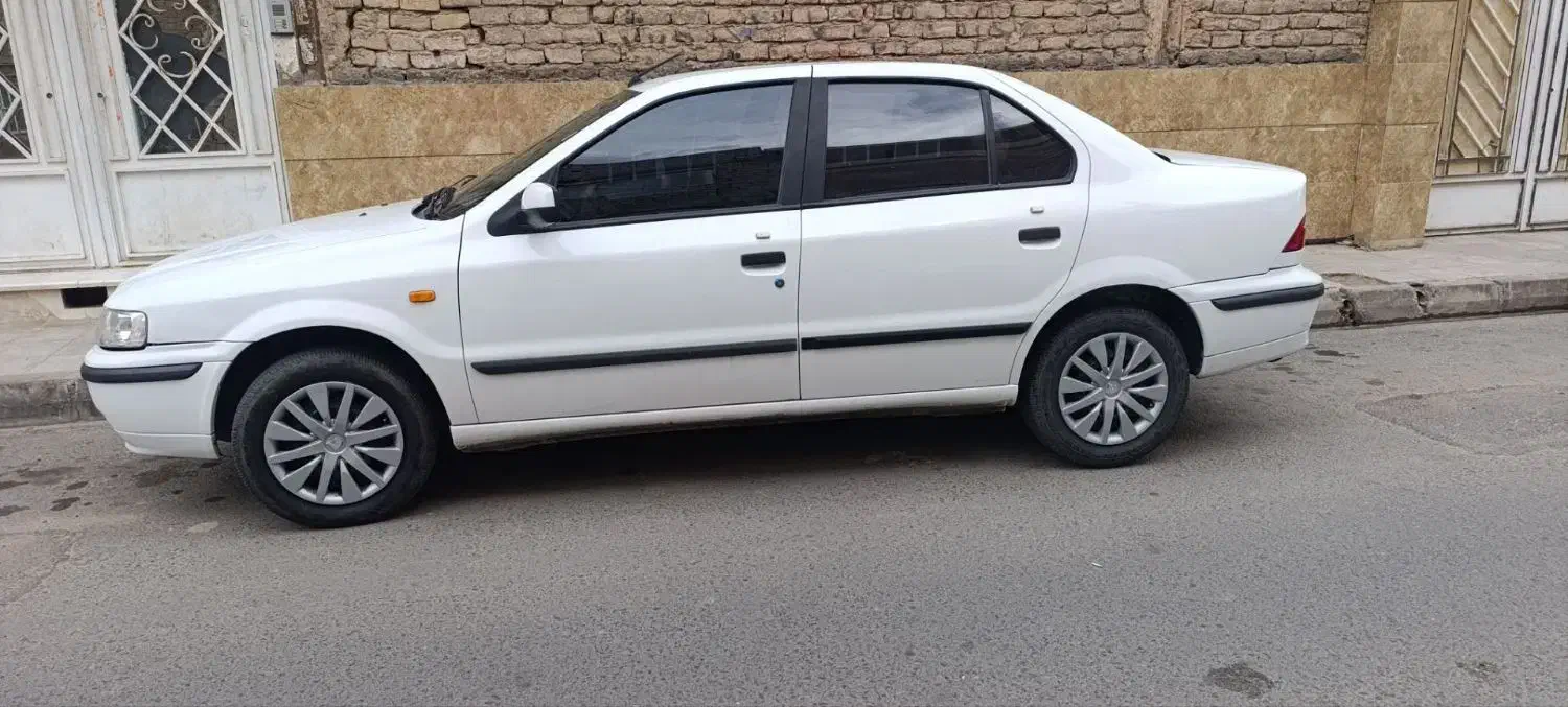 سمند مدل ۴۰۰|خودرو سواری و وانت|قم, چهل درخت‎|دیوار