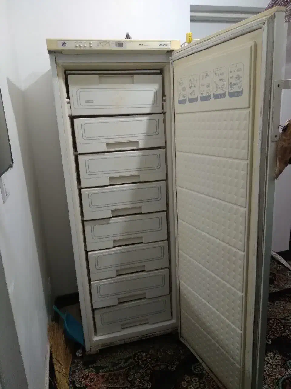 ۲ دستگاه فریزر و یخچال فریزر قیمت عالی|یخچال و فریزر|رشت, لاکان|دیوار