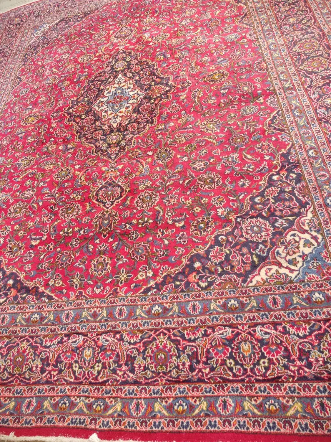 یک عدد فرش ۱۲ متری دستباف|فرش|هشترود, |دیوار