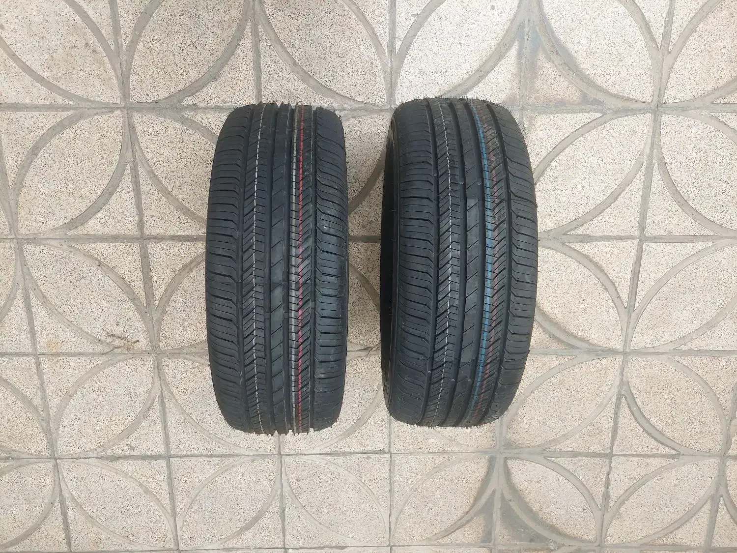 یک جفت لاستیک بارز نو سایز ۲۰۵/۶۰ رینگ ۱۴|قطعات یدکی و لوازم جانبی|تهران, شهرک رضویه|دیوار