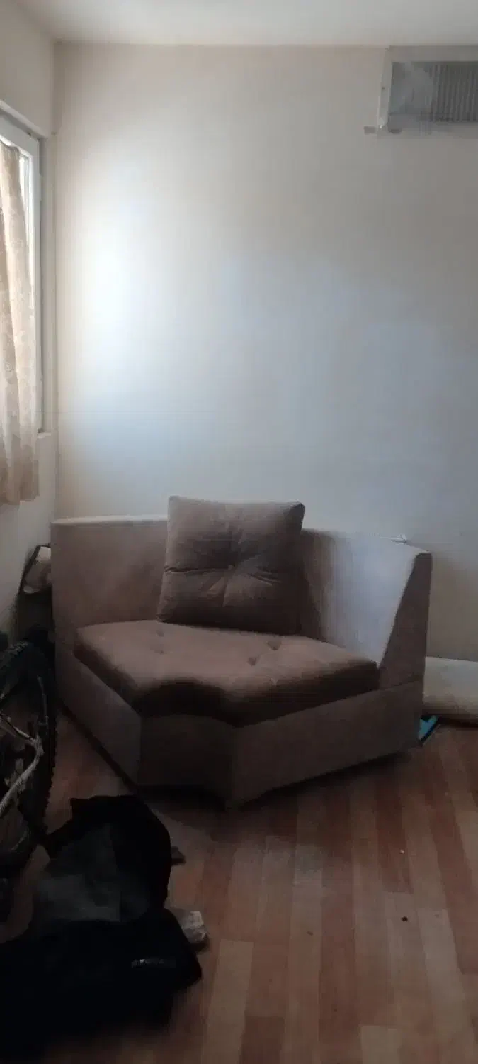 مبل کنج|مبلمان خانگی و میز عسلی|صدرا-فارس, فاز ۱|دیوار