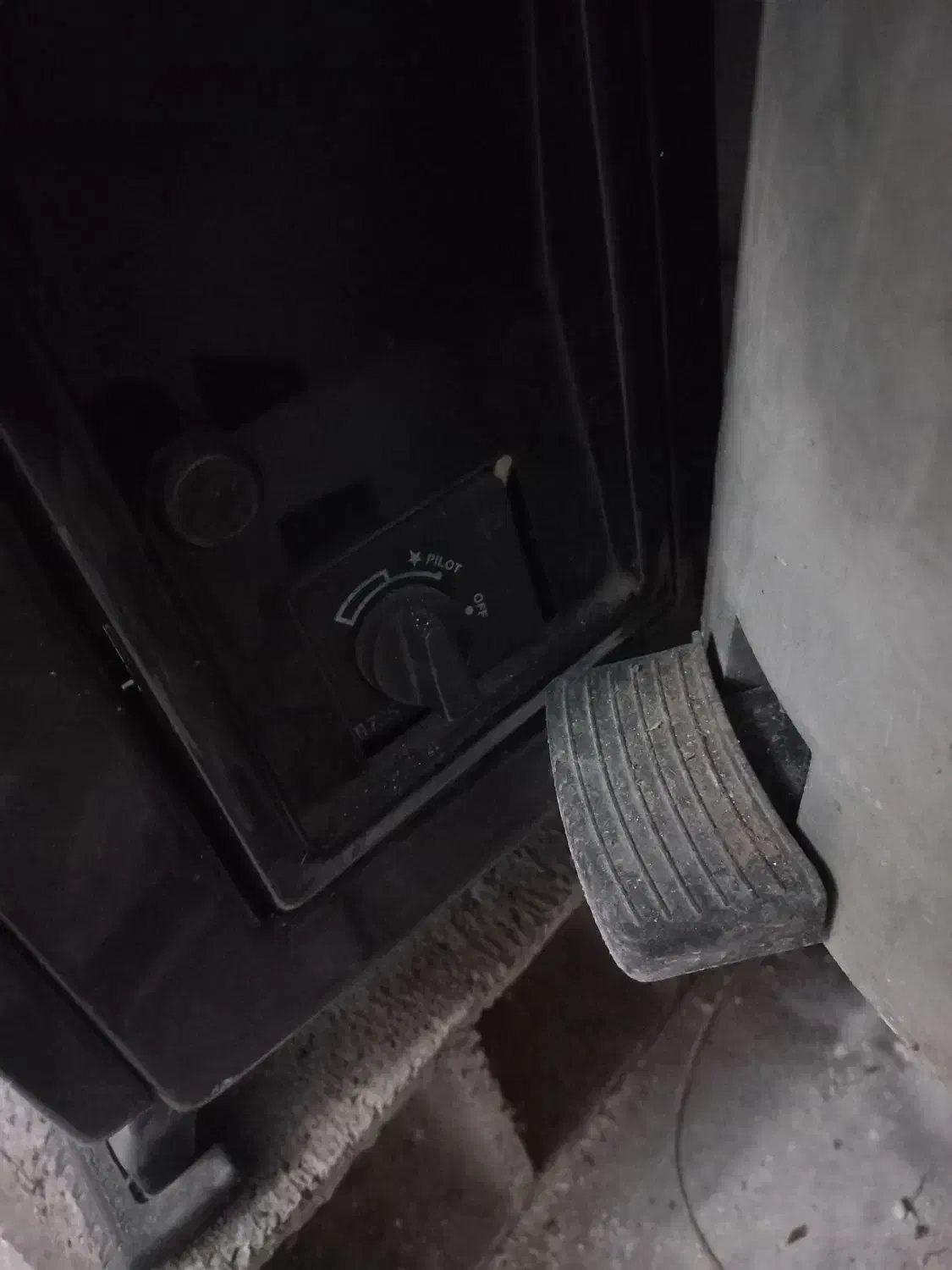 ۲ عدد بخاری بزرگ و کوچیک|بخاری، هیتر، شومینه|بابلسر, |دیوار