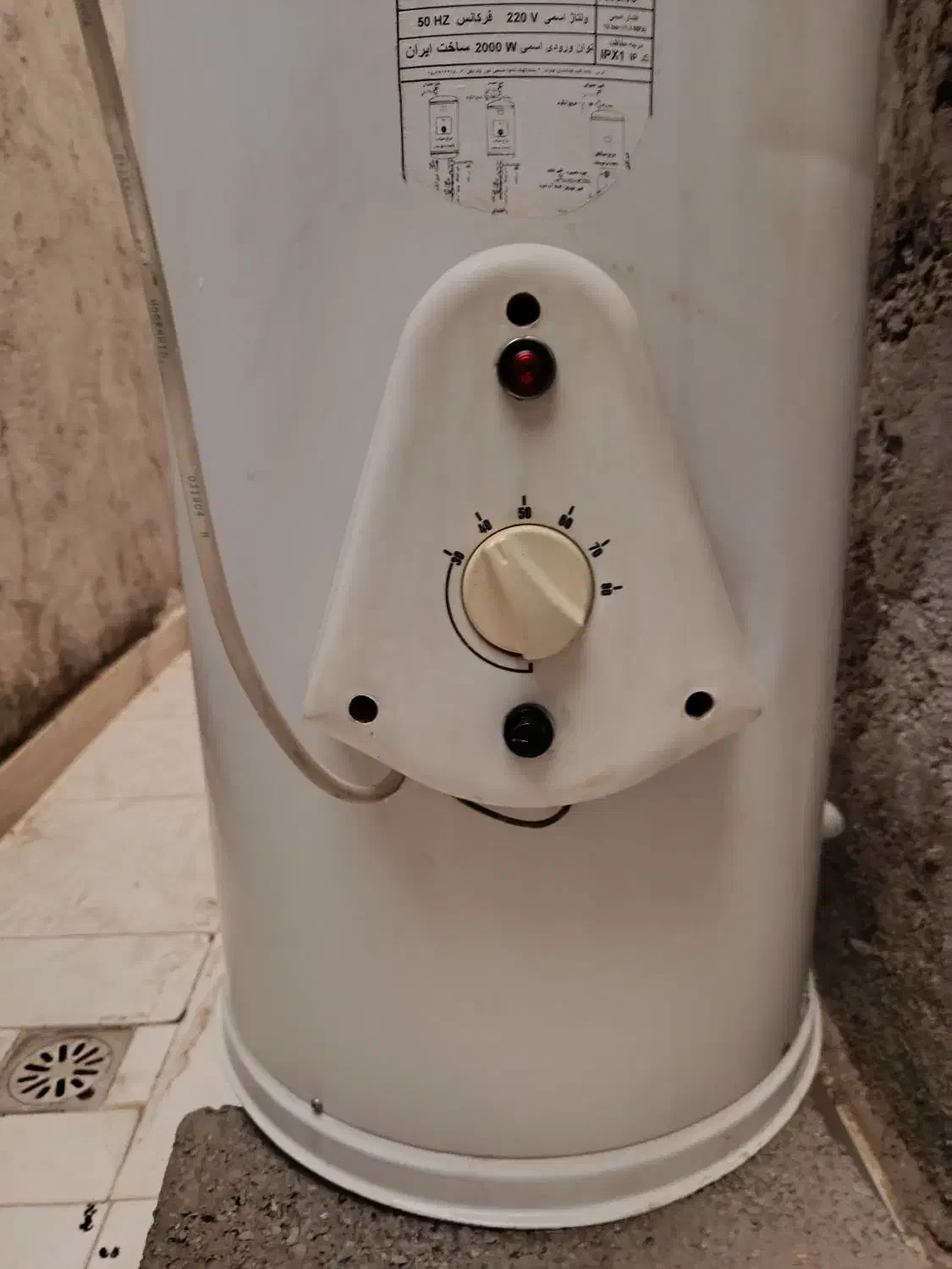 ابگرمکن سالم درحد نو بدون هیچ ایرادی دوسال استفاده|آبگرمکن، پکیج، شوفاژ|جیرفت, |دیوار