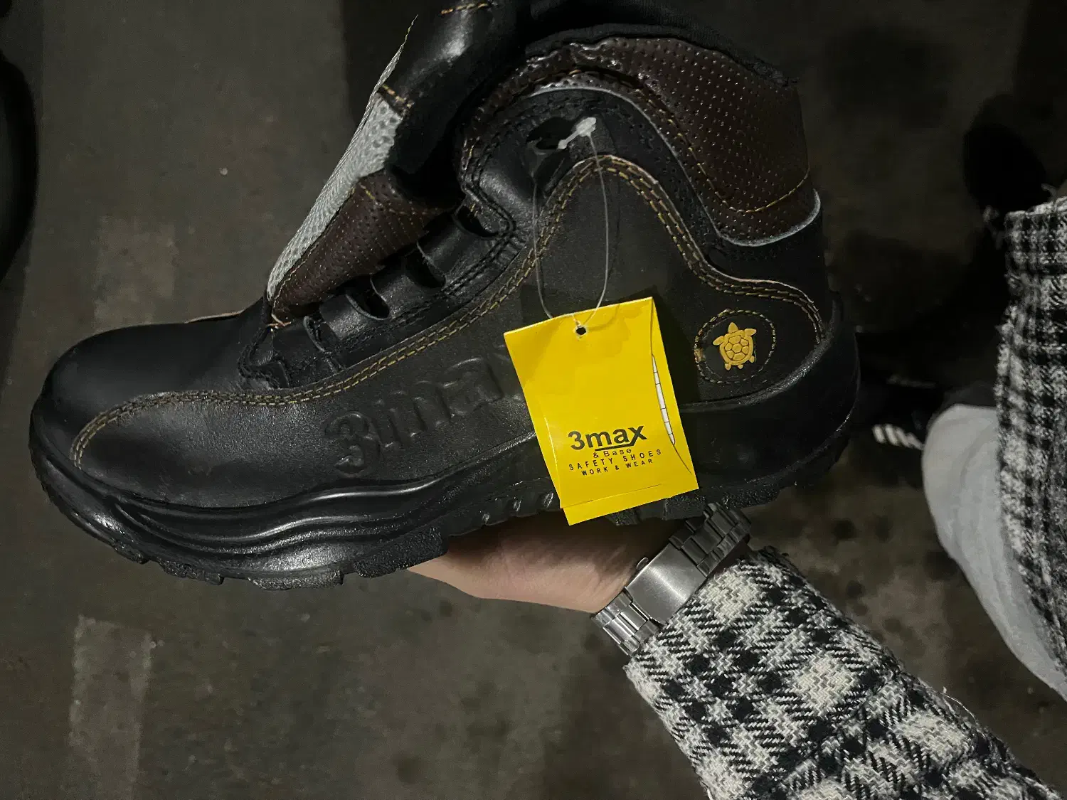 کفش ایمنی ۴۳|کیف، کفش، کمربند|سهند, |دیوار