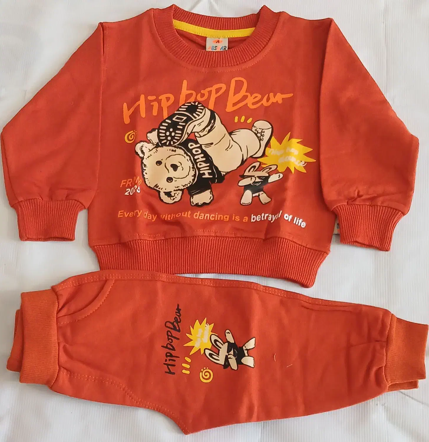 لباسهای زمستانی به قیمت پارسال به تعدادمحدود|کفش و لباس بچه|ایلام, |دیوار