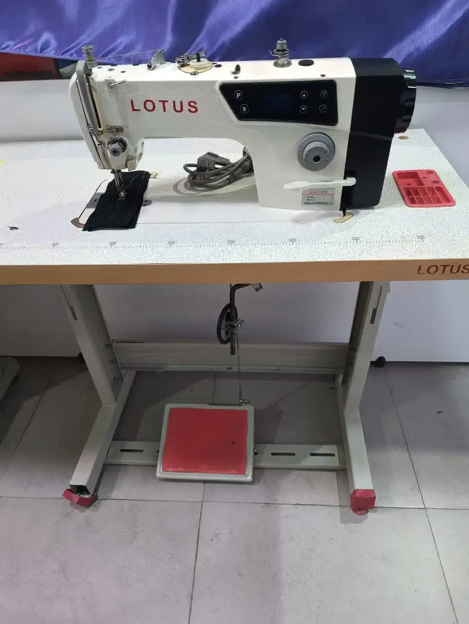 راسته زیگزال چرخ سردوز و سیلتر اتو|چرخ خیاطی و ریسندگی|ارومیه, |دیوار