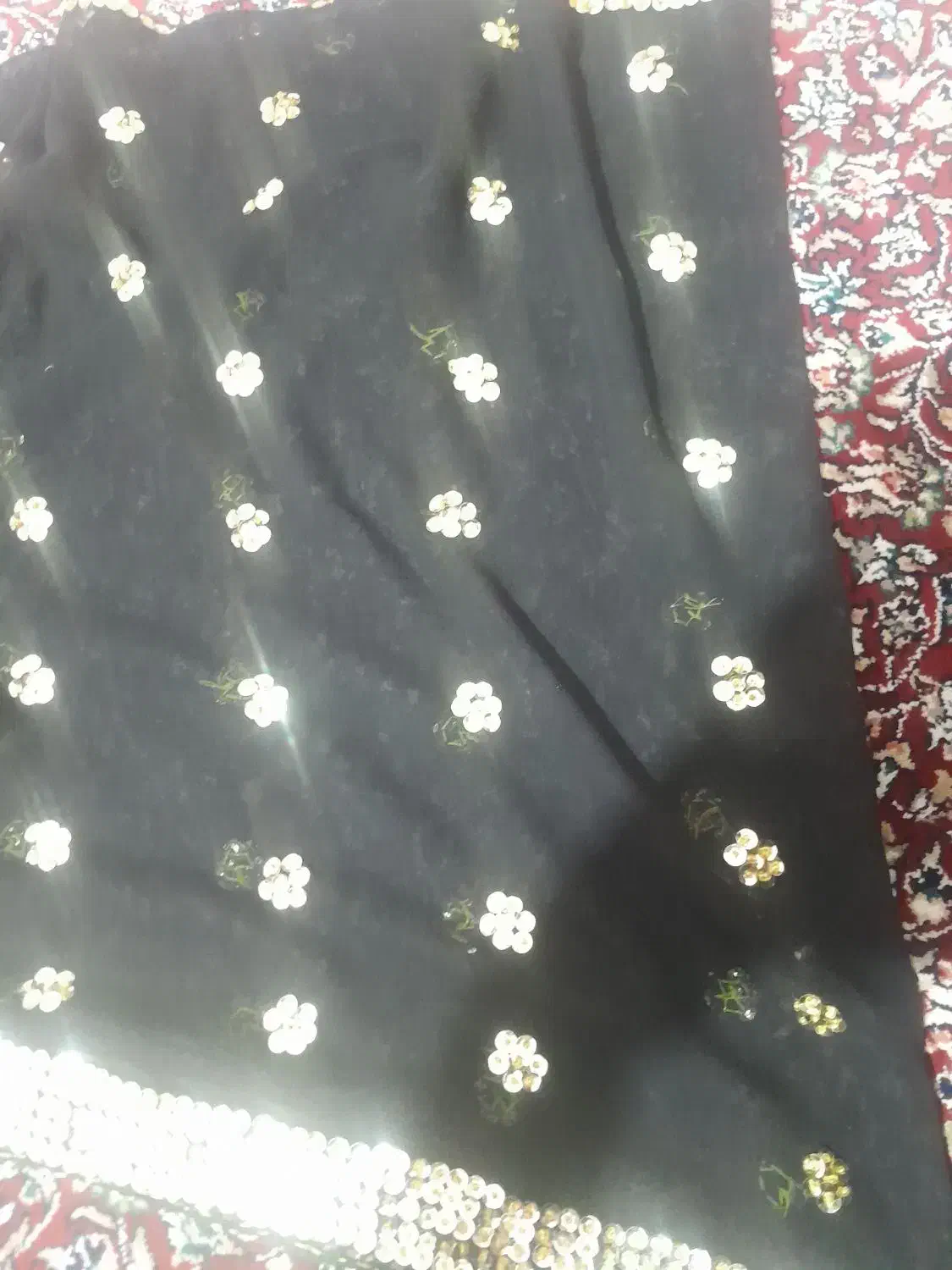 یک عدد روسری مجلسی|لباس|سنندج, |دیوار