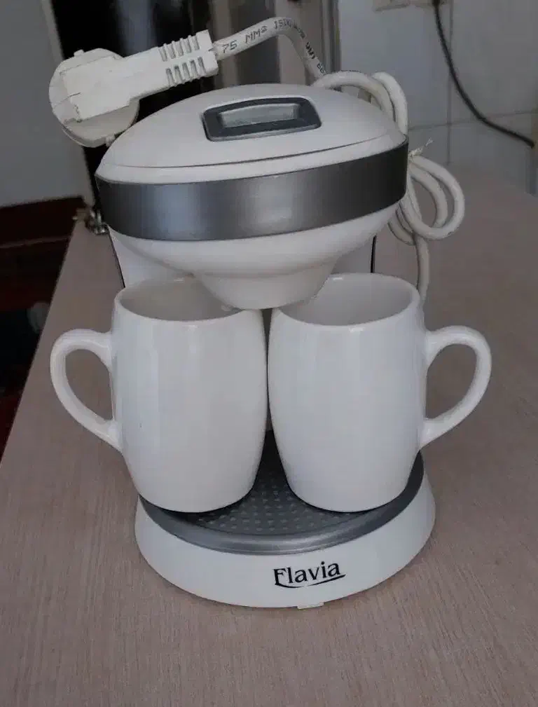 قهوه ساز خانگی مارک خوب فلاویا قیمت مناسب|سماور، چای‌ساز، قهوه‌ساز|تهران, خزانه|دیوار
