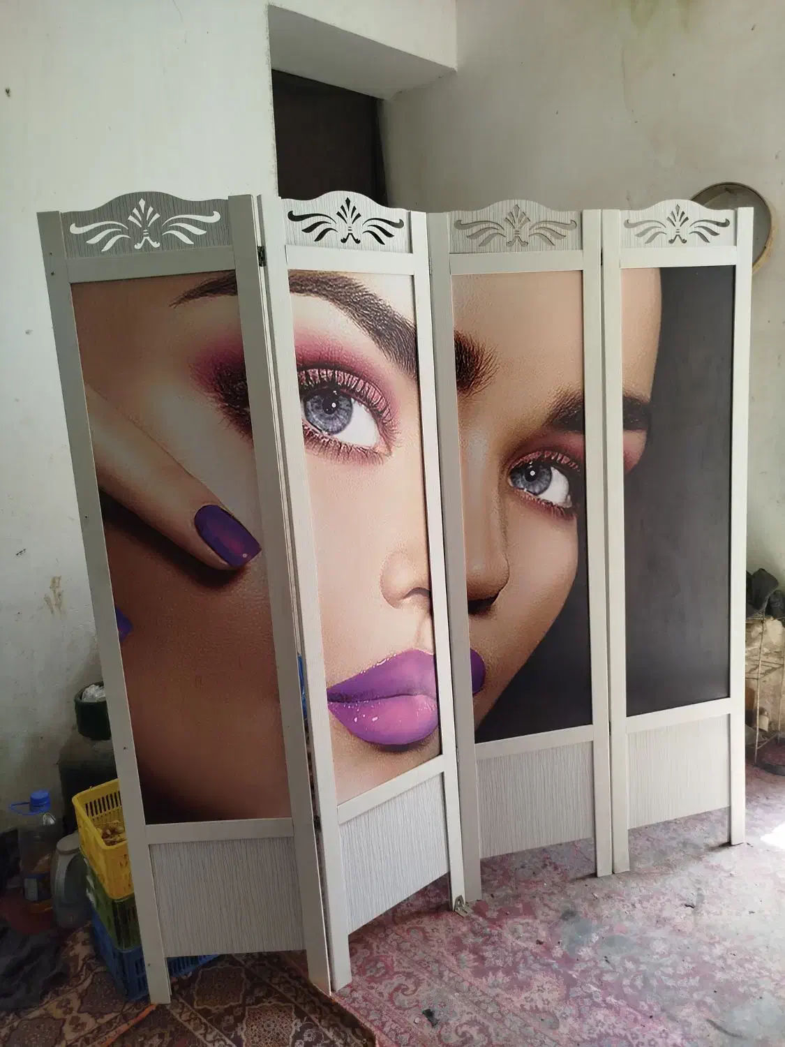 تجهیزات ارایشگاه|آرایشگاه و سالن‌های زیبایی|جیرفت, |دیوار