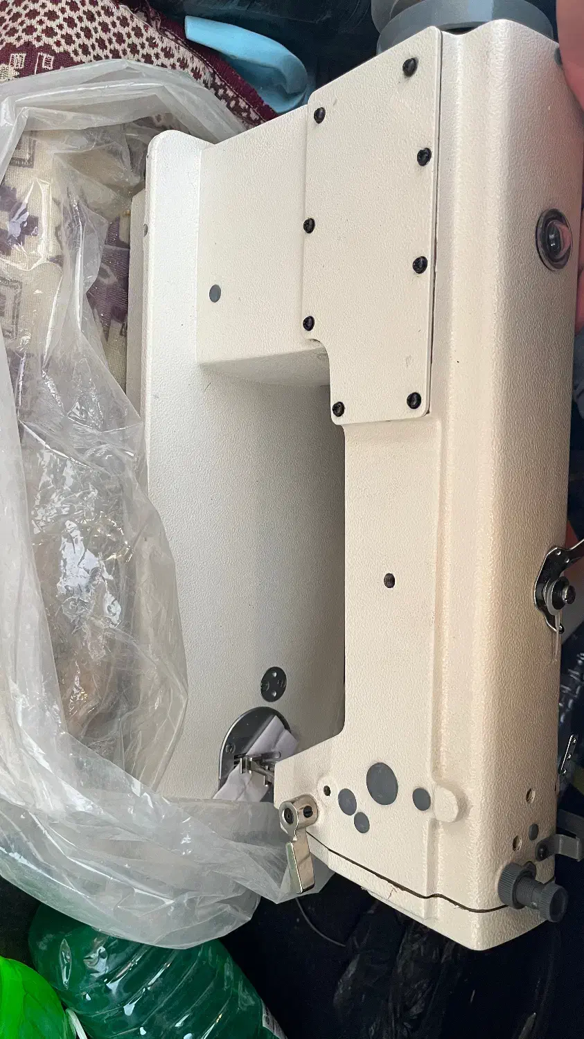 چرخ خیاطی ژانومه|چرخ خیاطی و ریسندگی|تربت‌حیدریه, آسایش|دیوار