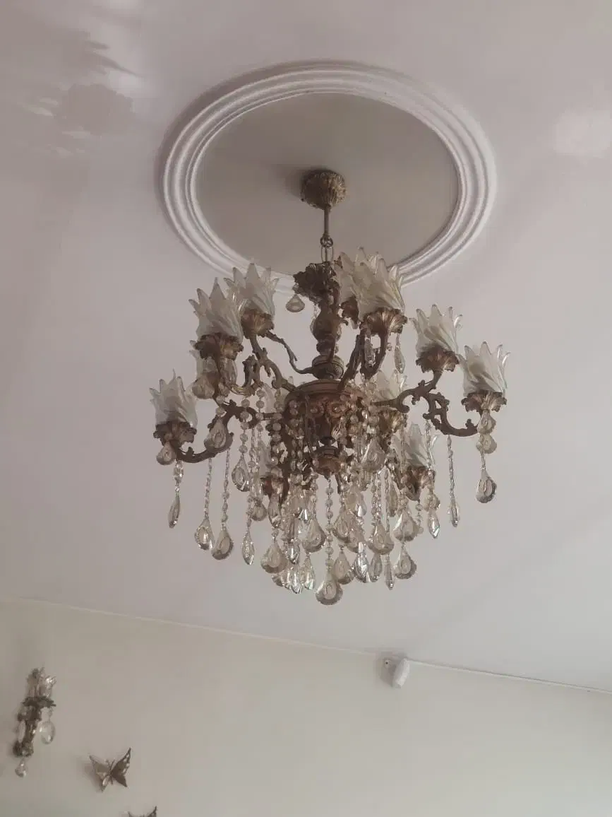 لوستر برنز۱۲شعله،دوعدد دیوار کوب برنز و۶تا پروانه|لوستر و چراغ آویز|کرج, فاز ۲ مهرشهر|دیوار